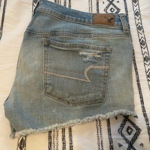 Womens American Eagle shorts. Super low shortie size 12
